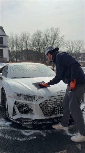 The best way to clean your car 😮