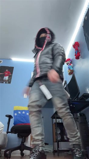 🕺🏻#drip #usdrip #venezuela🇻🇪 @ShareSneakers code: Drill 15%