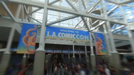 The last day of L.A. Comic Con starts in 30 minutes. If you haven't stopped by, Sunday tickets are still available online! See you soon 🐙 Tickets 🎟️ https://rb.gy/ypvpp | Los Angeles Comic Con