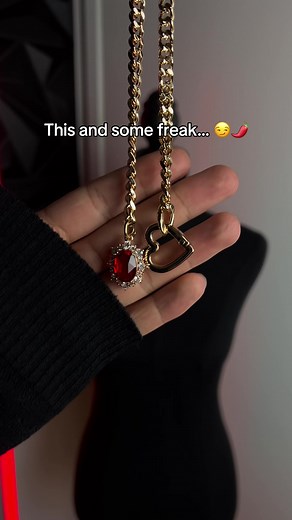 Dark Romance Jewelry Ideas for Couples