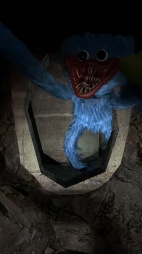 HUGGY WUGGY CAME INTO THE CRACK IN THE WALL FOR JUST A HUG! Garry's Mod