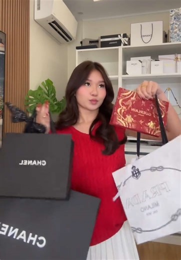 ASMR Unboxing Christmas Gifts to Myself