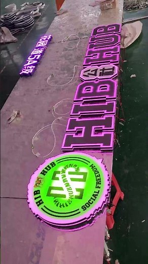 New ideas for storefront signs, colorful storefront signs make your store more high-end and upscale.