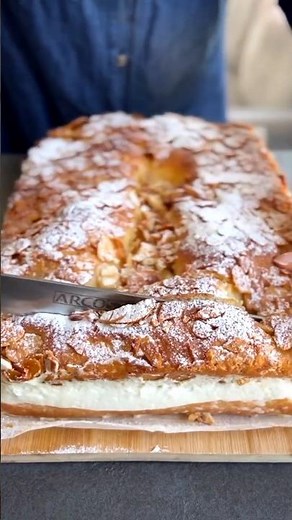 Easy Bee Sting Cake