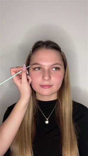 Makeup Tutorial for Green Eyes 🌟