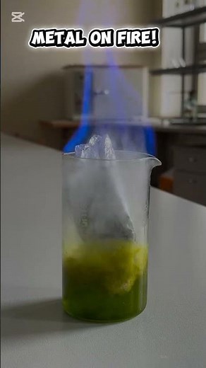 The Magic of Chemistry: Aluminum vs. Copper Sulfate!