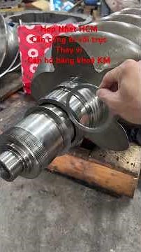 Cách căn chỉnh khe hở vòng bi đầu nén bằng phương pháp khoá cứng cổ trục.