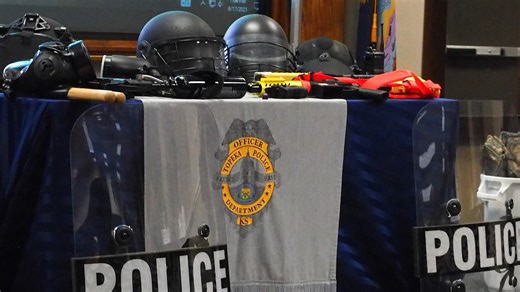 🚨🚔 Topeka Residents — LAST CHANCE to find out what goes on behind the badge of the Topeka Police Department! 🚨🚔 Registration for the 2026 Spring Citizens Academy closes THIS Friday, Feb. 27! Step behind the scenes with the Topeka Police Department and get an inside look at investigations, patrol operations, specialized units, K-9 demonstrations & more — all while building understanding and shared responsibility for public safety. 📅 March 5–May 28, 2026 📝 APPLY NOW! Visit at https://topeka.