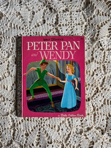 1969-G  Walt Disney’s “Peter Pan and Wendy” VINTAGE Golden Book #D110