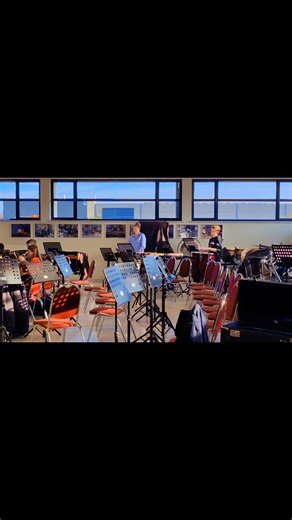Ons Jeugdorkest Die Brugh Dadizele zit in volle voorbereiding voor hun concert op zondag 8 maart. Tickets te verkrijgen via: https://www.ridderjanszonen.be/tickets-acties Wil je ook meespelen met deze leuke bende? Neem dan gerust met ons contact op of kom eens langs tijdens hun wekelijkse repetities op zondag van 11u to 12u. 😁 | Koninklijke Fanfare de Ridder Jans Zonen Dadizele