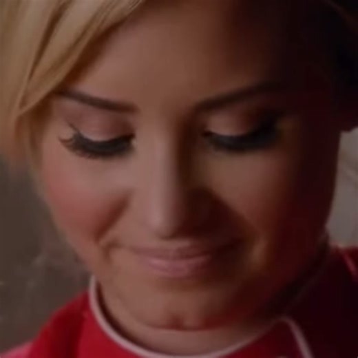 Glee Lesbian Scene with Demi Lovato: A Memorable Moment