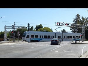 VTA Light Rail - S Bascom Ave. Railroad Crossing, San Jose CA
