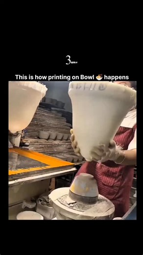 3am____friendd | Have you ever wondered how those beautiful designs appear so perfectly on ceramic bowls? 🍜✨ What you’re seeing here is the fascinating... | Instagram