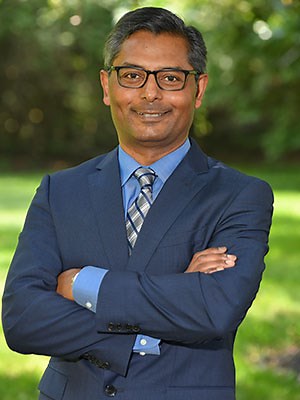 Physiatrist St Louis | Dr. Nabil Ahmad | AMR Pain & Spine Clinic