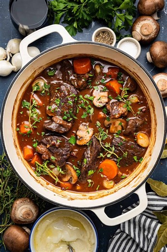 🧡 Beef Bourguignon (French Red-Wine Beef Stew) with Mashed Potatoes, Mushrooms, Onions, Garlic, Carrots.🍄‍🟫 Make it in the oven, in an Instant Pot, or in a Slow Cooker. RECIPE: https://juliasalbum.com/beef-bourguignon/ | Julia's Album