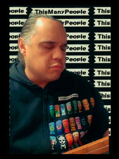 "Eye Shouldn't Eye Couldn't" without eyes.@EHX @C. B. Gitty Crafter Su...