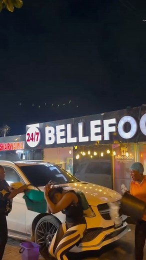 Mukoro Michelle on Instagram: "Nigerians Abeg!!!! 🤣🤣🤣👊🏻😍 @bellefood01 is open!!! Text/call 09137421838 to order now 😍👊🏻"