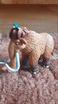 Ice Age Ellie #iceagedawnofthedinosaurs #figure #mammoth #ellie #iceage