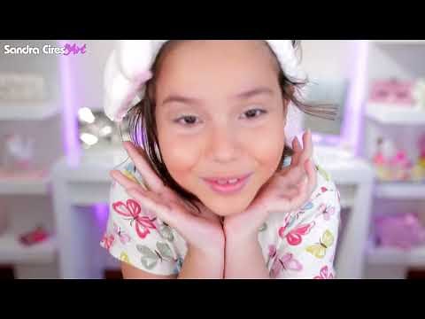 Little Girl Makeup Tutorial 😅 My Niece Mia 😍 Sandra Cires Vlog