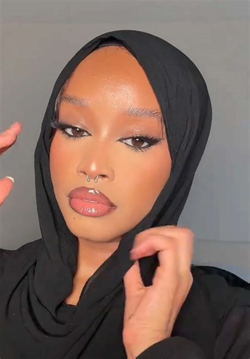 Eid Look Book 2: Dark Feminine Smokey Eye Makeup Tutorial