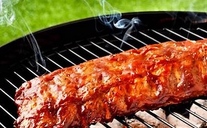 How to Smoke Ribs on a Kettle Grill (Pro Tips Using The 3-2-1 Method) - Meat Smoking HQ