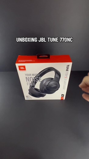 Unboxing JBL Tune 770NC: In-depth Review
