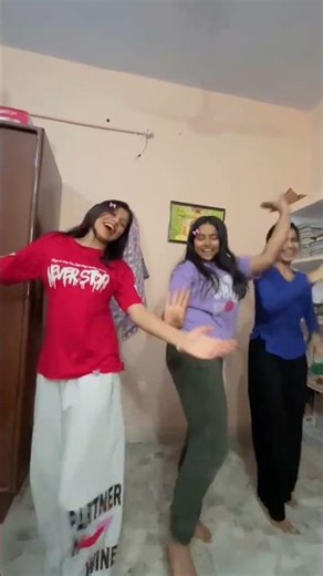 step match ho ya na vibe jarur Match ho jati hai 🫂💁🏻❤️#dance #bff #viral #ytshorts #birthday #masti