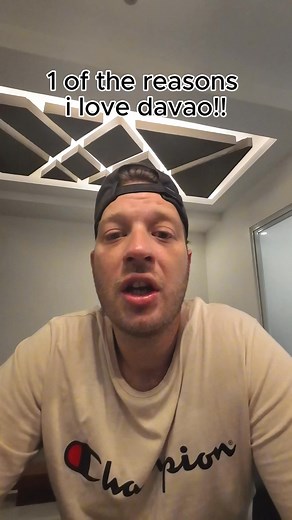 i legit feel safe in davao!! #samnelo #afamvorikat #DavaoCity #travelmindanao #safestcity #DavaoLifeIsHere | Sam Nelo