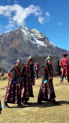 Welcome to the Kingdom of Bhutan 🇧🇹 One of the less explored countries in Asia but also incredibly authentic with very rich culture and beautiful landscapes! I explored Bhutan with @Breathe Bhutan . . . . . . . . . Bhutan travel, Bhutan tourism, How to travel Bhutan, visiting Bhutan . . #bhutan #bhutantravel #himalayas #adventuretravel