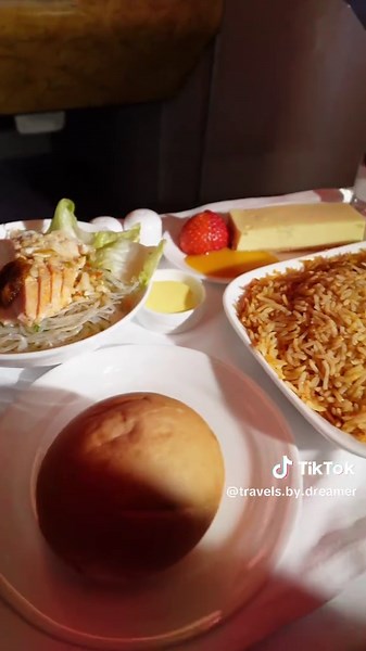 Emirates A380 Business Class Experience: Full Review
