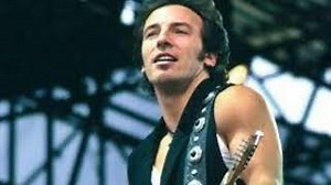 Bruce Springsteen - One Step Up (FANTASTIC acoustic version! From the 1988 TOL-tour, w/lyrics) Chords - ChordU