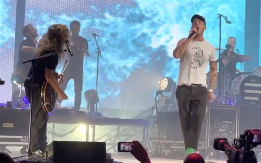 Au Revoir Intro & Secrets-OneRepublic(Never Ending Tour 2022)