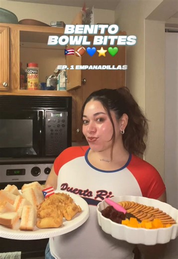 I hope y’all enjoy this empanadilla de carne recipe one of my favorite Puerto Rican foods I learned to make with my mom! 🥺🇵🇷⭐️ in times that feel hopeless and hard I turn to cooking and creating. I recognize that this is a privledge to be able to do something to shut my mind off while others are living in constent fear and uncertainty. I care so much about our immigrant community, I’ve worked alongside many and they are just like us. They want better for themselves and their families, they ar