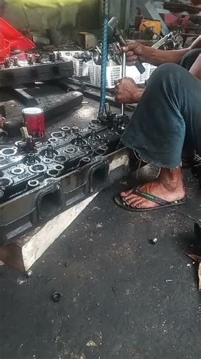 Manual Engine Cylinder Head Valve Repair | Precision Mechanical Work