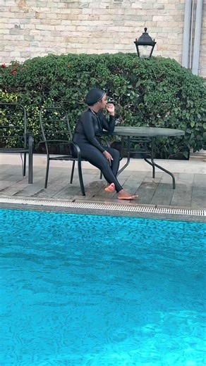 #fy #viraltiktok #berry #swiming #funny