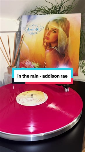 song: in the rain - @Addison 🎧💧 #vinyl #foryou #vinyltok #addisonrea #addison