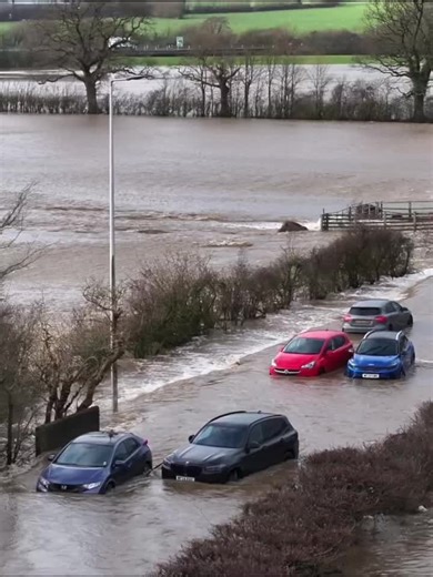 James Loveridge Photography | axminster_fire_station assisting people stuck on Trafalgar Way late this morning | Instagram