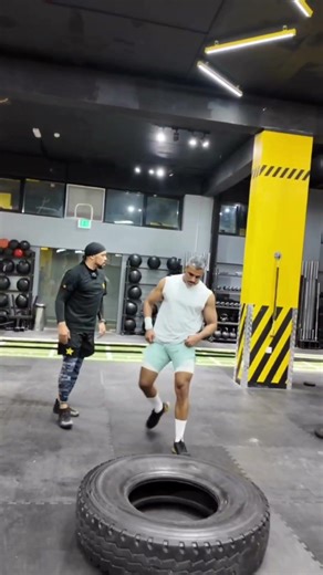 ⭐️💪يد واحدة… قوة مقاتل حقيقي One Arm… Real Fighter Power#كرة_القدم #sports #morroco