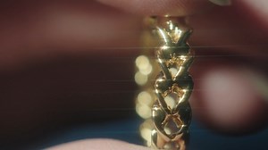 Watch Optical Illusion Ring Demonstration on Amazon Live