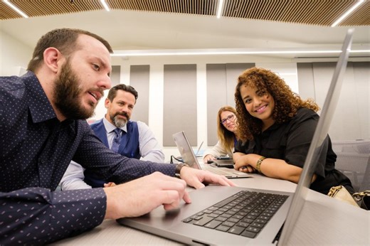 The new Eller One-Year MBA program has recently been featured in an Arizona Daily Star article. Learn how this accelerated program is transforming graduate business education: https://lnkd.in/gaUMFnb8 | University of Arizona, Eller College of Management