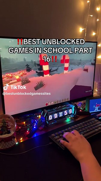 minecraft during christmas time ✨🎄🎅 #unblocked #games #inschool #fyp #minecraft