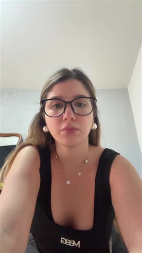 Chloe (@sumchloe) - Videos de Chloe (@sumchloe) con “sonido original - Chloe”