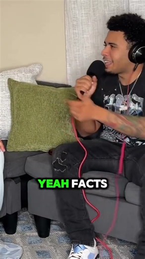 ALIEN PRANKS ARE HILARIOUS 😆 👽 #viral #explore #trending #reels #shorts