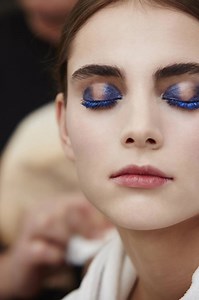 Inspírate en la propuesta Givenchy para esta Primavera-Verano , y crea un maquillaje tendencia luminoso y muy fresco. Palabra de #GivenchyBeauty | Givenchy Fragrances & Beauty