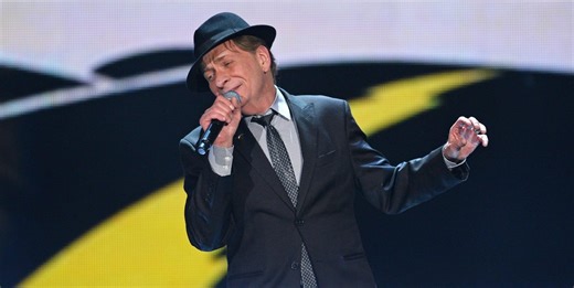 These 7 Musicians Are Connected to R&B Star Bobby Caldwell