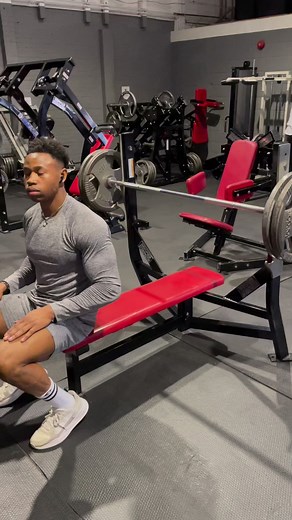 How often do you bench ? Finished benching with a decent reps! Full chest session coming later! #benchpress #powerlifting #deadlift #fitness #gym #squat #bodybuilding #squats #bench #workout #powerlifter #strength #motivation #strongman | Moziah Pinder