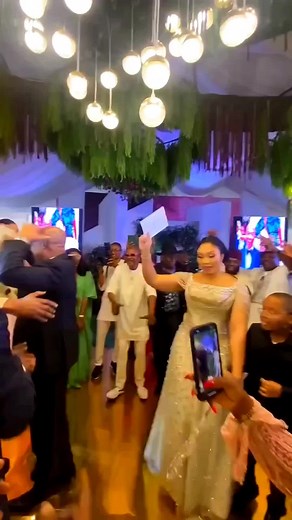 Olga: Discovering Sam Fan Thomas's African Rhumba