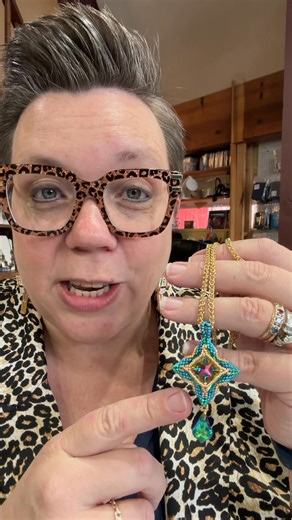 Watch the free video at www.youtube.com/offthebeadedpath | Off the Beaded Path