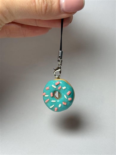 Handmade Polymer Clay Donut Keychain, Glazed Sprinkle Charm - Etsy