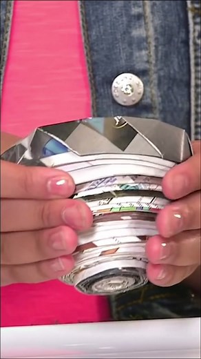 take those old magazines and make a cute eco bowl ♻️ #ecohacks #diy #earthmonth #recycle #upcycle #earthday #alwayslearning